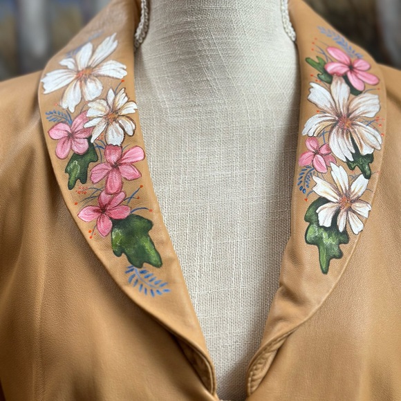 Terry Lewis Handpainted deer buttery soft tan pleated leather jacket sz MD OOAK - Picture 9 of 15